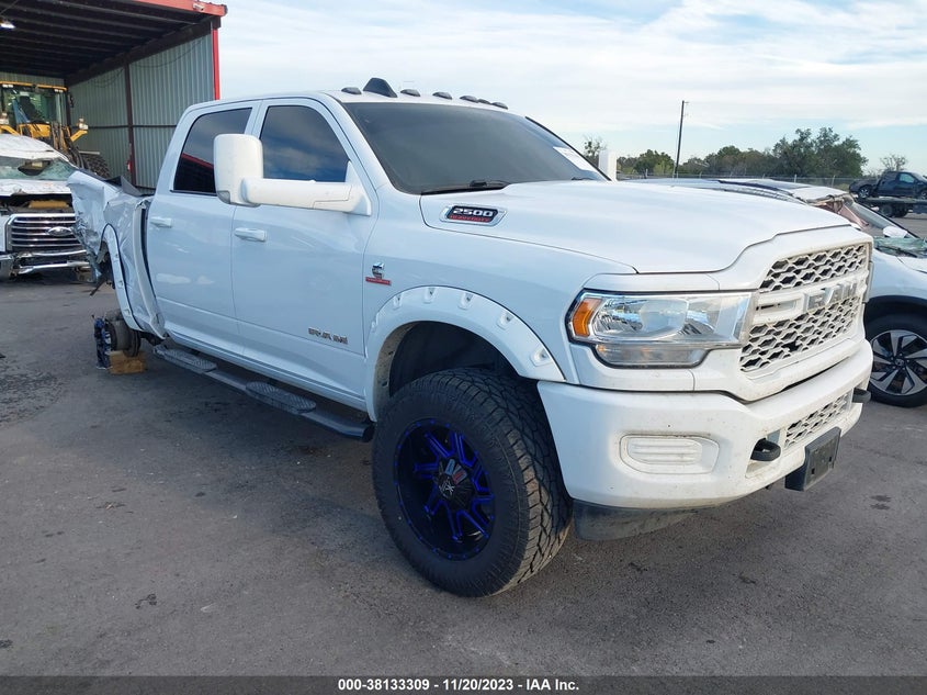 RAM 2500 TRADESMAN 4X4 6 4 BOX
