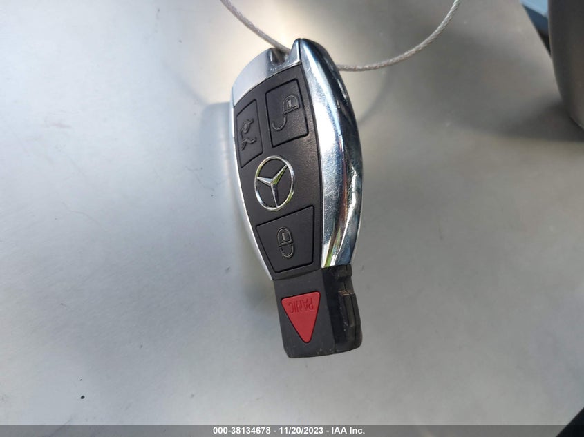 2013 MERCEDES-BENZ C 250 SPORT/LUXURY - WDDGF4HB3DA776591