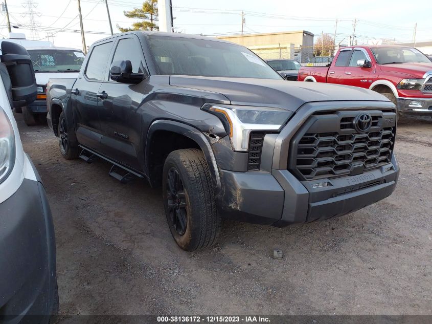 5TFLA5DB7NX024202 2022 Toyota Tundra Sr5