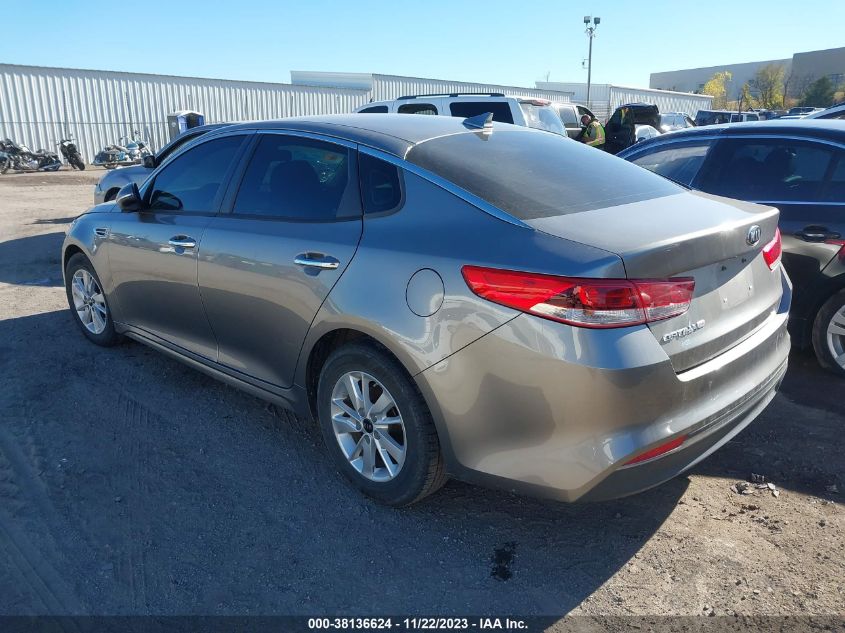 5XXGT4L30JG217972 2018 Kia Optima Lx