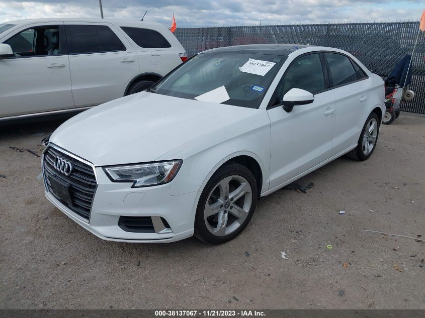 2017 Audi A3 2.0T Premium VIN: WAUAUGFF4H1067300 Lot: 38137067