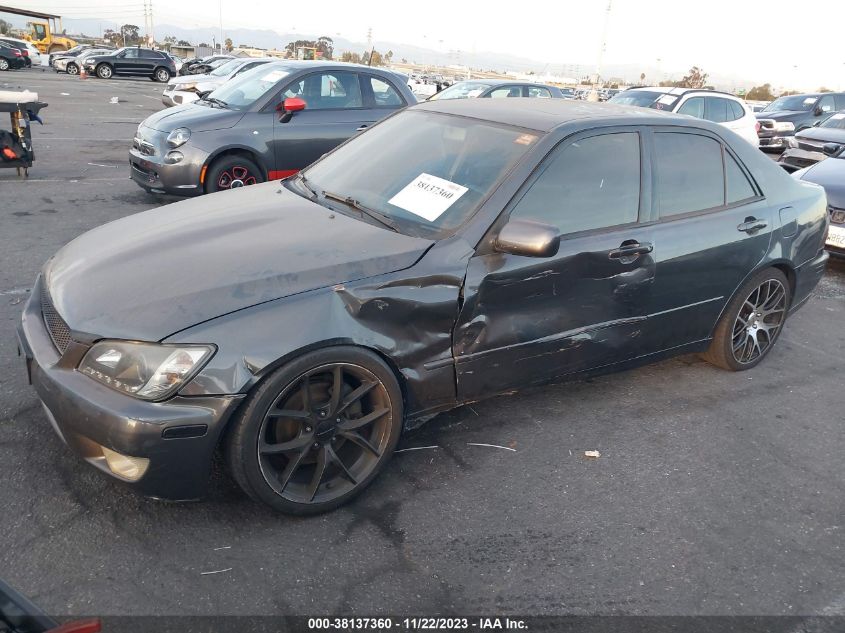 2001 Lexus Is 300 Base (A5) VIN: JTHBD182010029636 Lot: 38137360