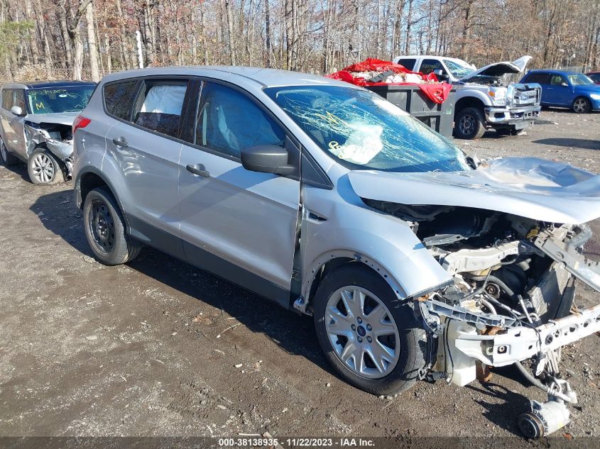 2014 Ford Escape S VIN: 1FMCU0F72EUB03910 Lot: 38138935