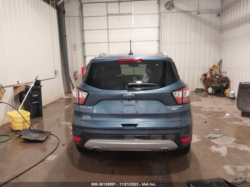 1FMCU9J92JUA93001 2018 Ford Escape Titanium