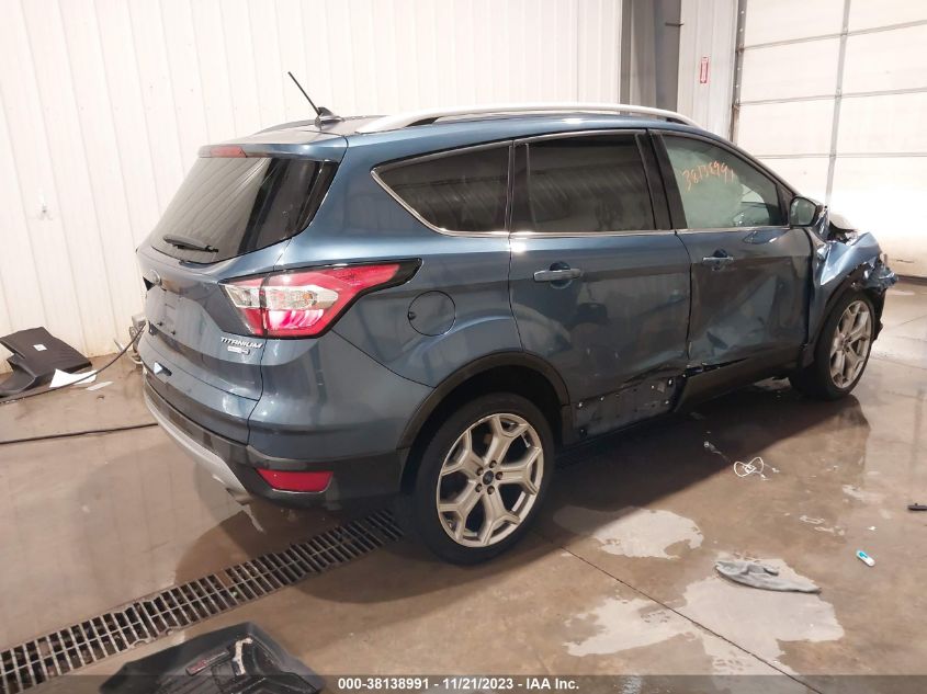 1FMCU9J92JUA93001 2018 Ford Escape Titanium