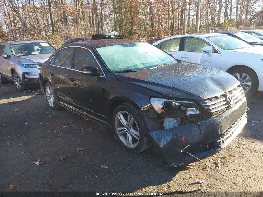 2015 Volkswagen Passat 3.6L V6 Sel Premium VIN: 1VWCM7A33FC006169 Lot: 38139933