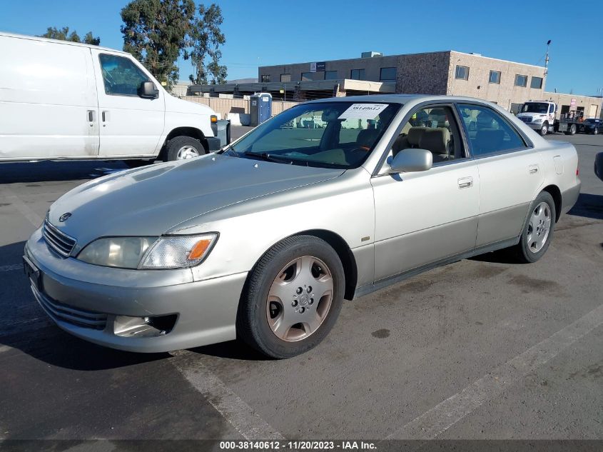 2001 Lexus Es 300 Base (A4) VIN: JT8BF28GX10309995 Lot: 38140612