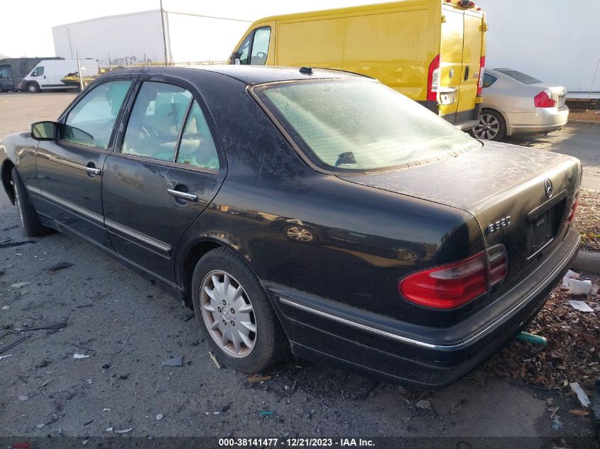 2000 Mercedes-Benz E 320 VIN: WDBJF65J3YA994669 Lot: 38141477