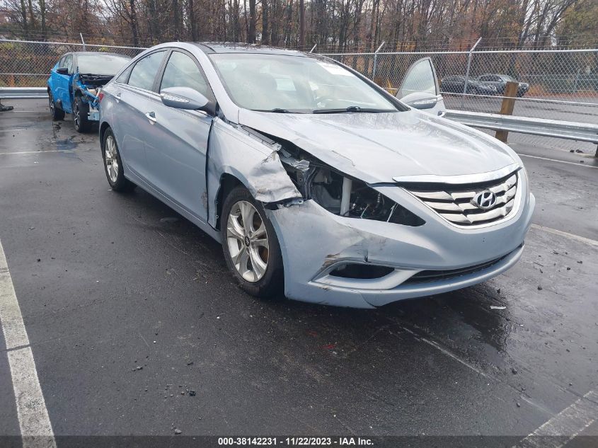 2013 Hyundai Sonata Limited VIN: 5NPEC4AC0DH715124 Lot: 40715647