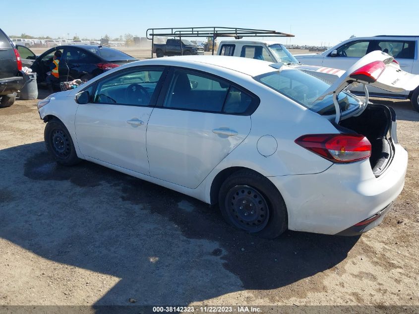 2017 Kia Forte Lx VIN: 3KPFK4A7XHE052181 Lot: 38142323