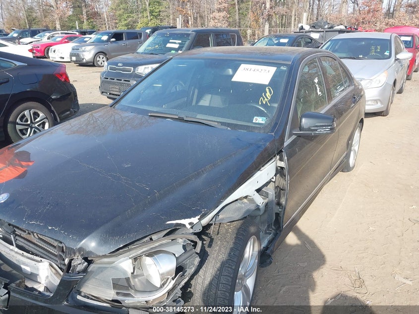 2014 MERCEDES-BENZ C 250 SPORT/LUXURY - WDDGF4HBXEA955194