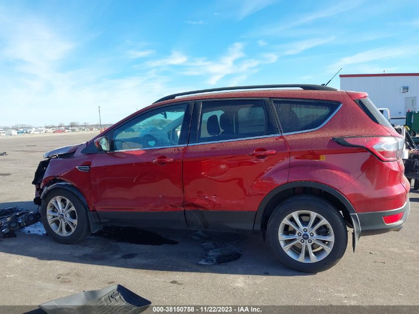 1FMCU9GD9JUB60897 2018 Ford Escape Se