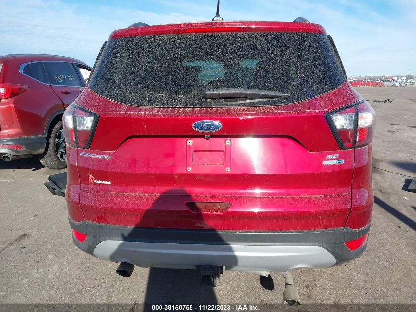 1FMCU9GD9JUB60897 2018 Ford Escape Se