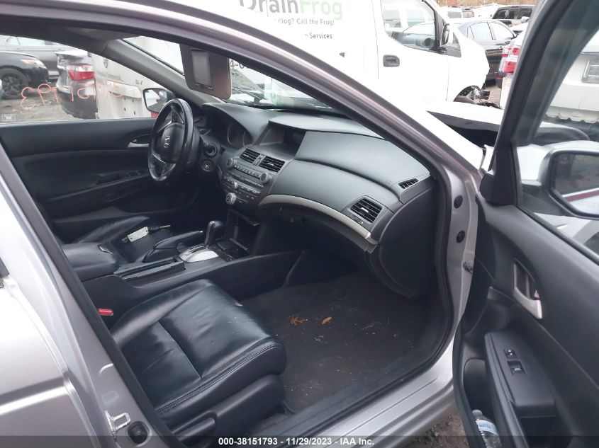 1HGCP2F60BA092094 2011 Honda Accord 2.4 Se