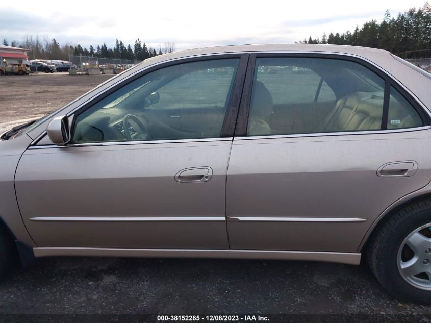 2000 Honda Accord 3.0 Ex VIN: 1HGCG1656YA044254 Lot: 38152285