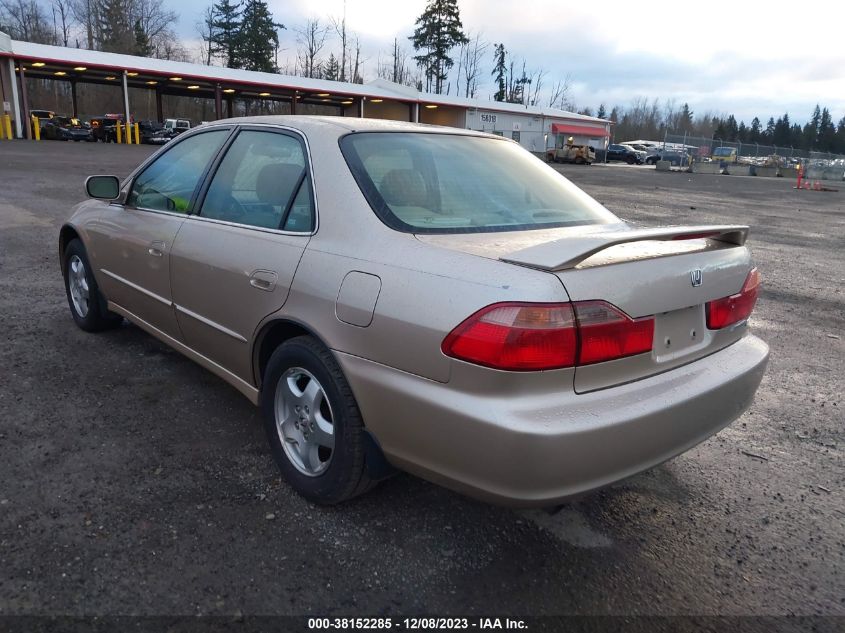 2000 Honda Accord 3.0 Ex VIN: 1HGCG1656YA044254 Lot: 38152285