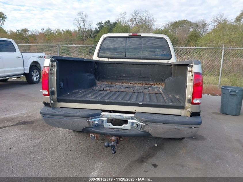 2000 Ford Super Duty F-250 Lariat/Xl/Xlt VIN: 1FTNW20F4YEE30441 Lot: 38152379