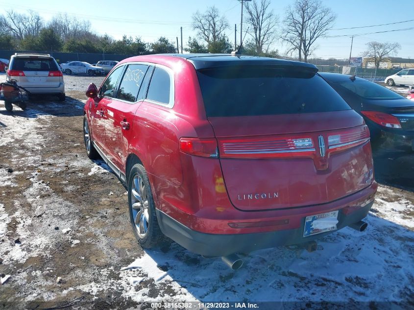 2010 Lincoln Mkt VIN: 2LMHJ5ARXABJ11679 Lot: 38155382