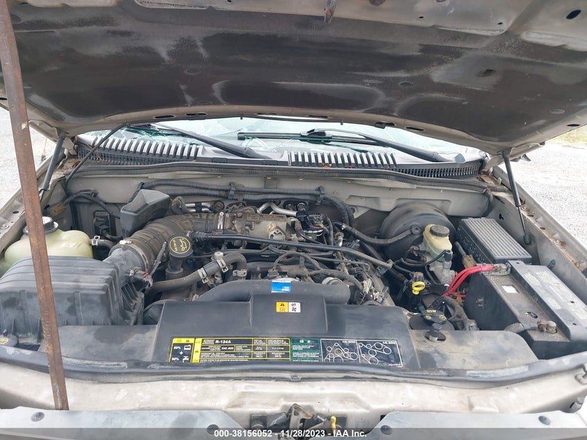 2004 Ford Explorer Limited VIN: 1FMDU65W04UA06185 Lot: 38156052