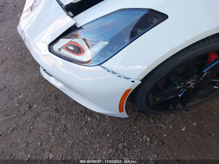 2015 CHEVROLET CORVETTE VIN: 1G1YD2D75F5118379