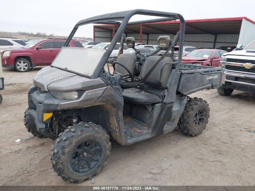 2017 Can-Am Defender Hd10/Hd10 Dps VIN: 3JBUGAP43HK000304 Lot: 40636089