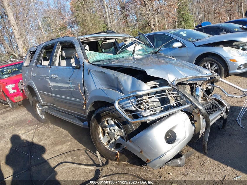 2002 Toyota Sequoia Limited VIN: 5TDBT48AX2S093727 Lot: 38158136