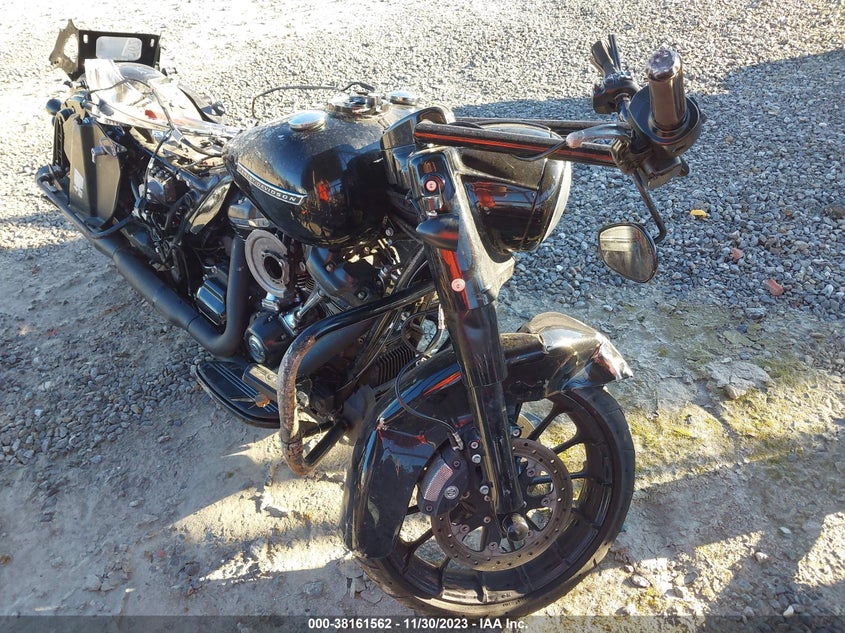 2018 HARLEY-DAVIDSON FLHRXS 1HD1KVC1XJB626787