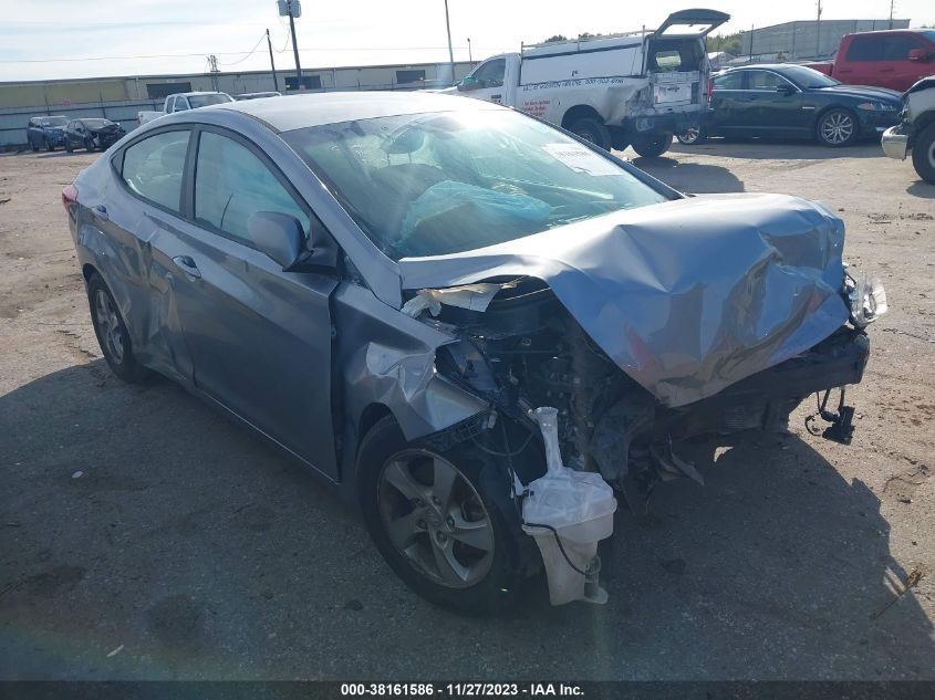 5NPDH4AE3FH648990 2015 Hyundai Elantra Se