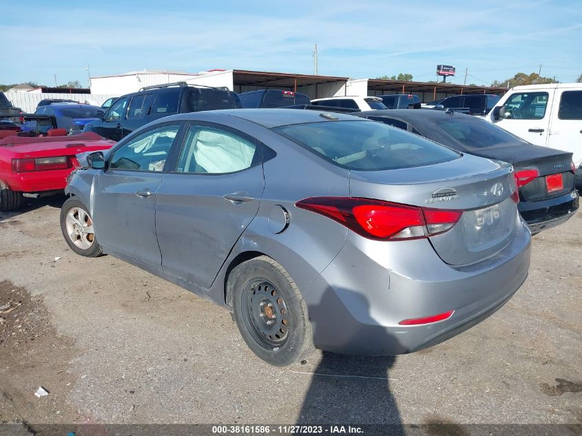 5NPDH4AE3FH648990 2015 Hyundai Elantra Se