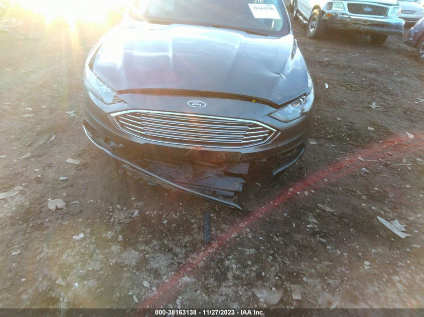 3FA6P0H75JR285809 2018 Ford Fusion Se