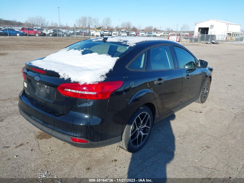 2018 Ford Focus S VIN: 1FADP3E2XJL277933 Lot: 38164736