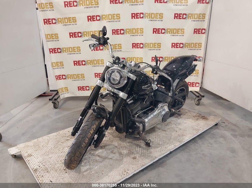 2018 HARLEY-DAVIDSON FLSB SPORT GLIDE 1HD1YMJ26JC035063