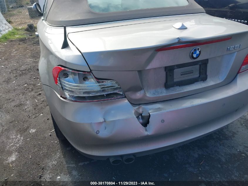 WBAUN1C53BVH82915 2011 BMW 1 Series 128I