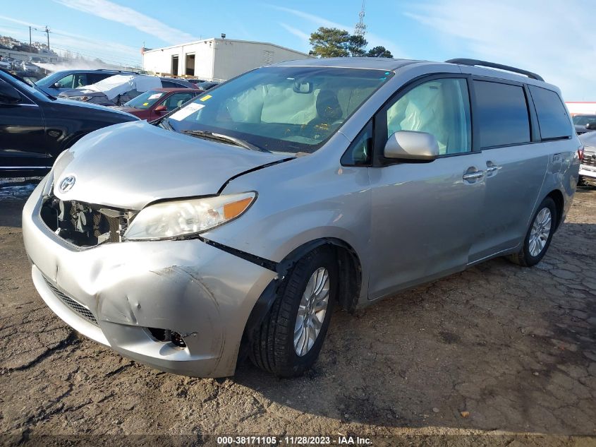 2015 Toyota Sienna Xle 8 Passenger VIN: 5TDYK3DC2FS555282 Lot: 38171105