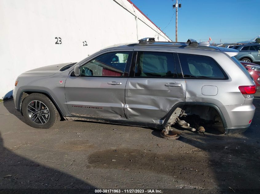 2017 Jeep Grand Cherokee Trailhawk 4X4 VIN: 1C4RJFLT3HC771740 Lot: 38171963