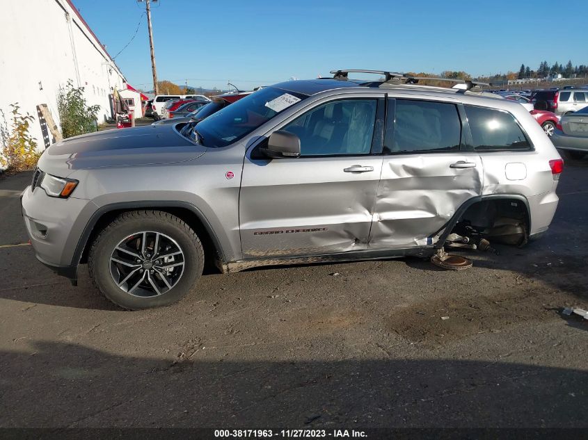 2017 Jeep Grand Cherokee Trailhawk 4X4 VIN: 1C4RJFLT3HC771740 Lot: 38171963