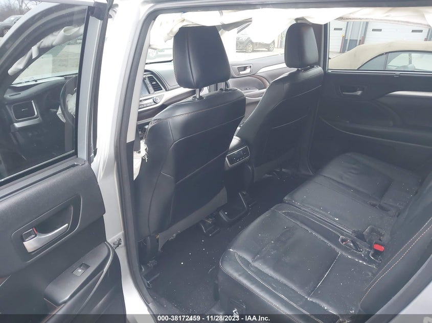 2018 TOYOTA HIGHLANDER VIN: 5TDJZRFH7JS535742