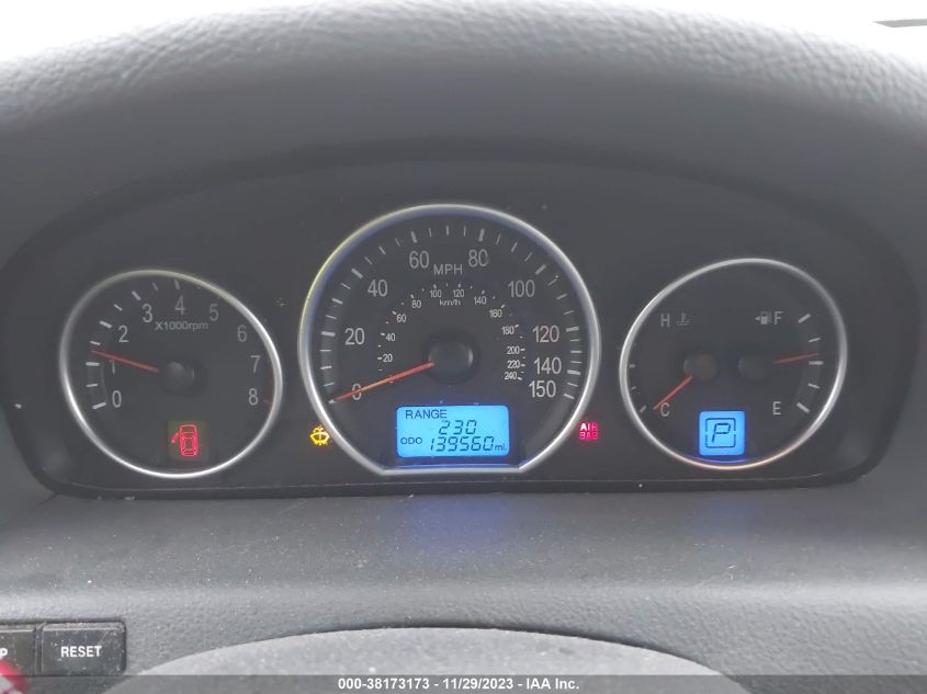 KM8NUDCC2BU170651 2011 Hyundai Veracruz Gls