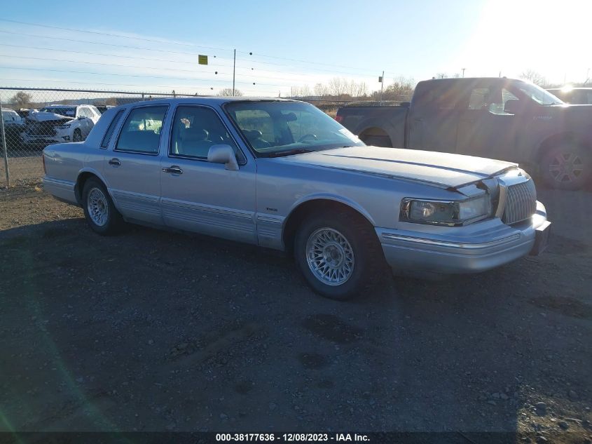 1996 Lincoln Town Car Executive VIN: 1LNLM81W4TY672910 Lot: 38177636