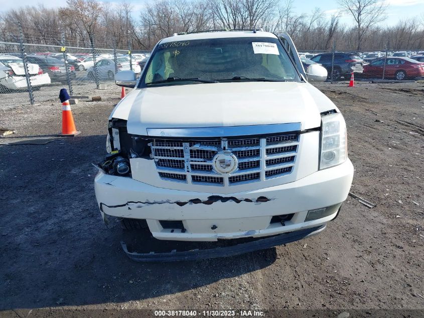 2009 Cadillac Escalade Standard VIN: 1GYFK23269R138898 Lot: 38178040