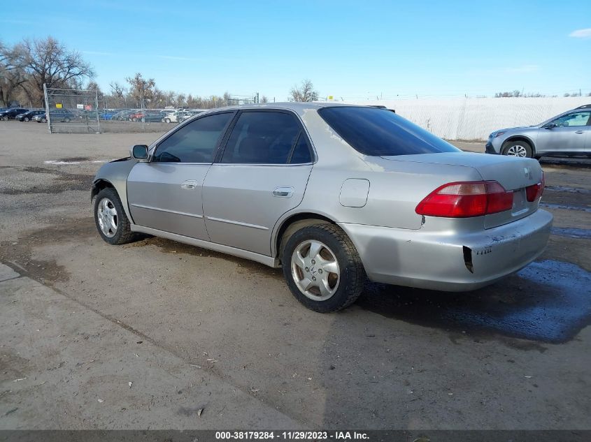 1999 Honda Accord Ex VIN: 1HGCG5658XA007261 Lot: 38179284