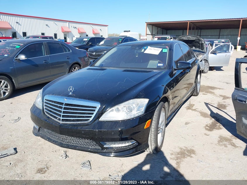 2013 MERCEDES-BENZ S 550 WDDNG7DB4DA509780
