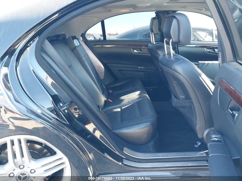 2013 MERCEDES-BENZ S 550 WDDNG7DB4DA509780