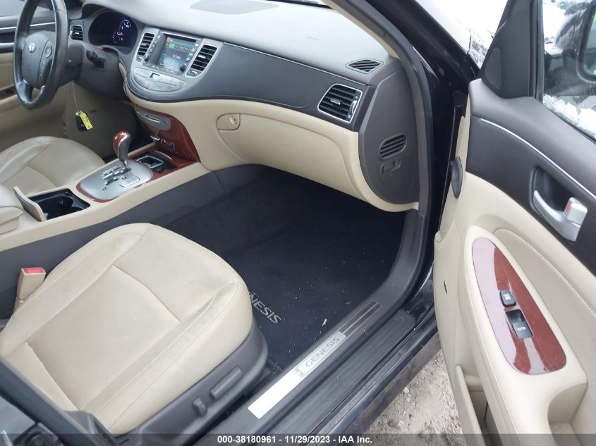 2014 Hyundai Genesis 3.8 VIN: KMHGC4DD1EU265340 Lot: 38180961