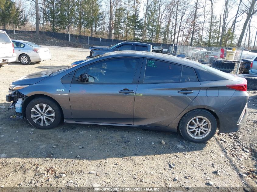 2022 Toyota Prius Prime Le VIN: JTDKAMFP4N3201410 Lot: 38182002