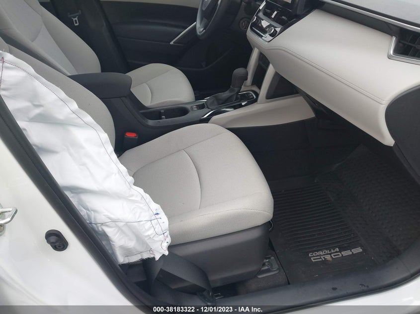 2023 Toyota Corolla Cross L VIN: 7MUAAAAG8PV058227 Lot: 38183322