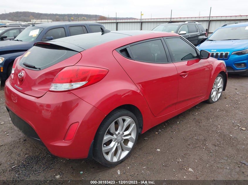 2012 Hyundai Veloster Base W/Red/Black VIN: KMHTC6ADXCU076228 Lot: 38183423