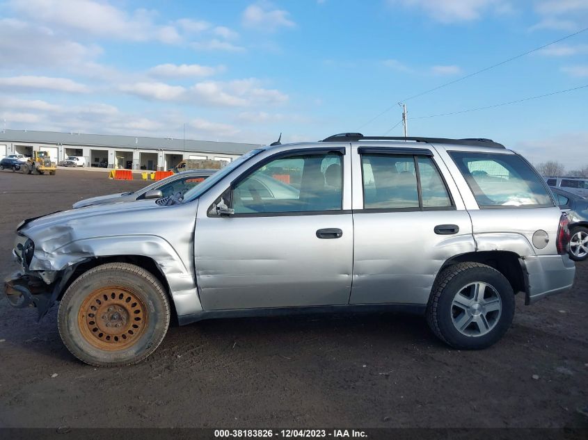 2005 Chevrolet Trailblazer Ls VIN: 1GNDT13S452285493 Lot: 38183826