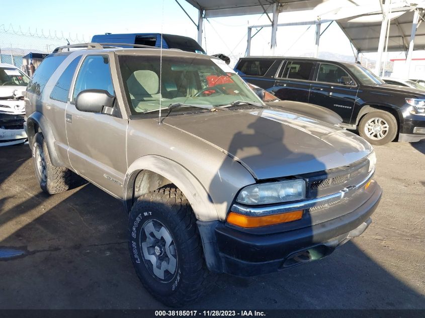 2000 Chevrolet Blazer Ls VIN: 1GNCT18WXYK239887 Lot: 38185017