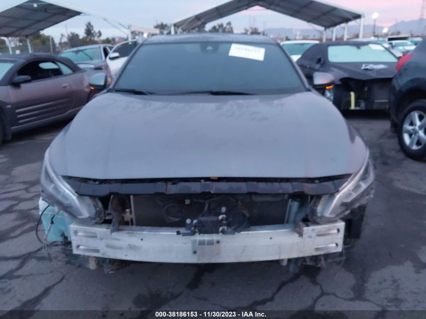 1N4BL4DV9KC121002 2019 Nissan Altima 2.5 Sv